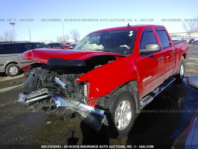 3GTP1VE05BG391114 - 2011 GMC SIERRA C1500 SLE RED photo 2