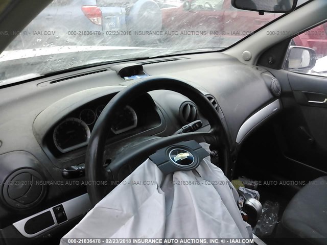 KL1TD5DE7AB115177 - 2010 CHEVROLET AVEO LS/LT 白色 照片 5