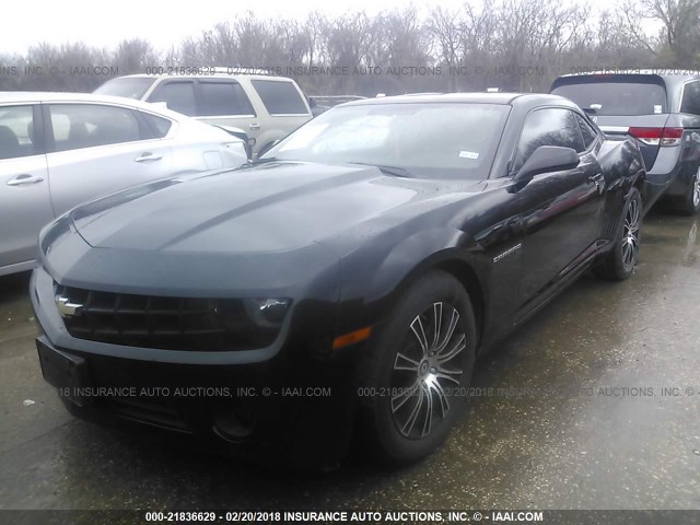 2G1FA1E36C9204580 - 2012 CHEVROLET CAMARO LS BLACK photo 2