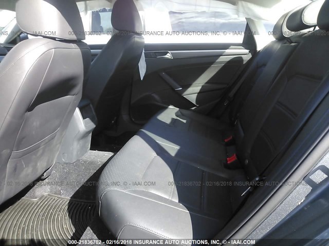 1VWDT7A34HC061305 - 2017 VOLKSWAGEN PASSAT R-LINE Boz foto 8