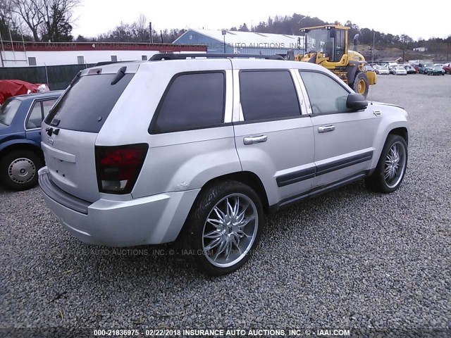 1J4GR48K96C107678 - 2006 JEEP GRAND CHEROKEE LAREDO/COLUMBIA/FREEDOM 银色 照片 4