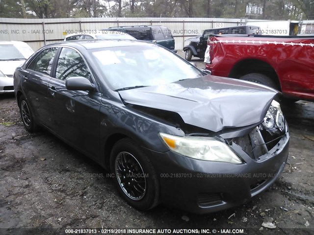 4T1BF3EK5BU736216 - 2011 TOYOTA CAMRY SE/LE/XLE Серый фото 1