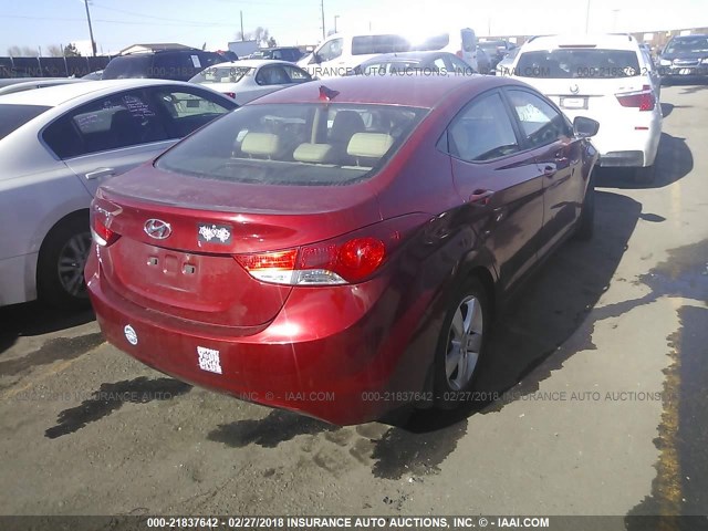 KMHDH4AEXDU538422 - 2013 HYUNDAI ELANTRA GLS/LIMITED RED photo 4