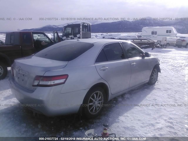 4T1BF3EK4BU130406 - 2011 TOYOTA CAMRY SE/LE/XLE ვერცხლისფერი ფოტო 4