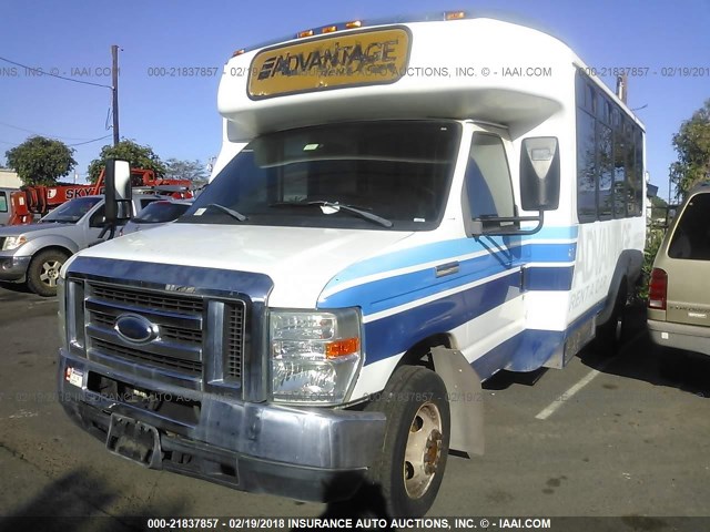 1FDFE45S39DA47263 - 2009 FORD ECONOLINE 450  BLUE photo 2