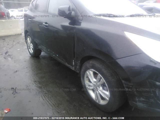 KM8JU3AC9BU185448 - 2011 HYUNDAI TUCSON GLS/LIMITED შავი ფოტო 6