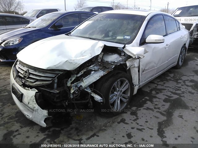 1N4BL2AP0CN539545 - 2012 NISSAN ALTIMA SR WHITE photo 2