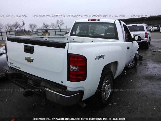 1GCEK14XX7Z600897 - 2007 CHEVROLET SILVERADO K1500 CLASSIC WHITE photo 4