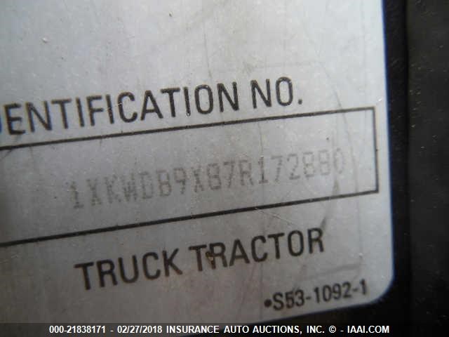 1XKWDB9X87R172880 - 2007 KENWORTH W900 W900 GRAY photo 10