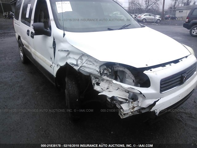 5GZDV03L45D167923 - 2005 SATURN RELAY 2 白色 照片 6