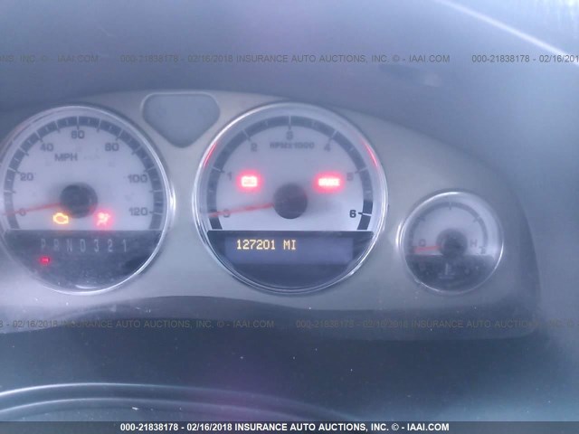 5GZDV03L45D167923 - 2005 SATURN RELAY 2 白色 照片 7