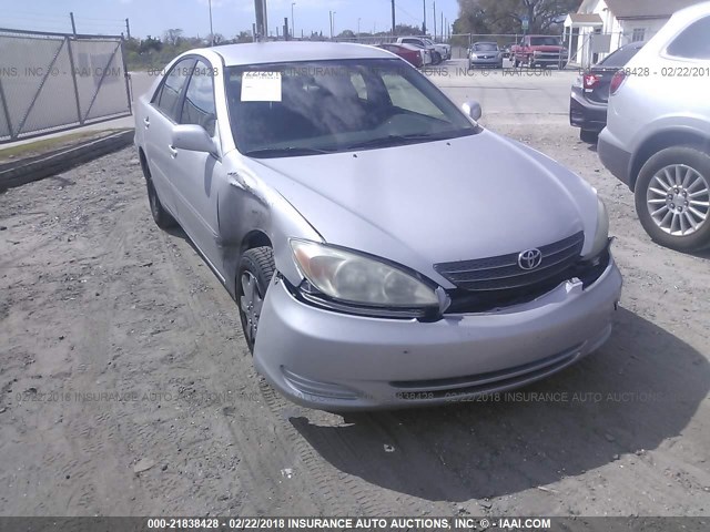 4T1BE32K24U890411 - 2004 TOYOTA CAMRY LE/XLE/SE SILVER photo 6