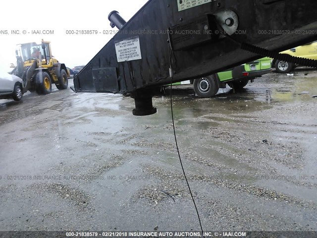 4YDF28529Y4051737 - 2000 KEYSTONE MONTANA WHITE photo 10