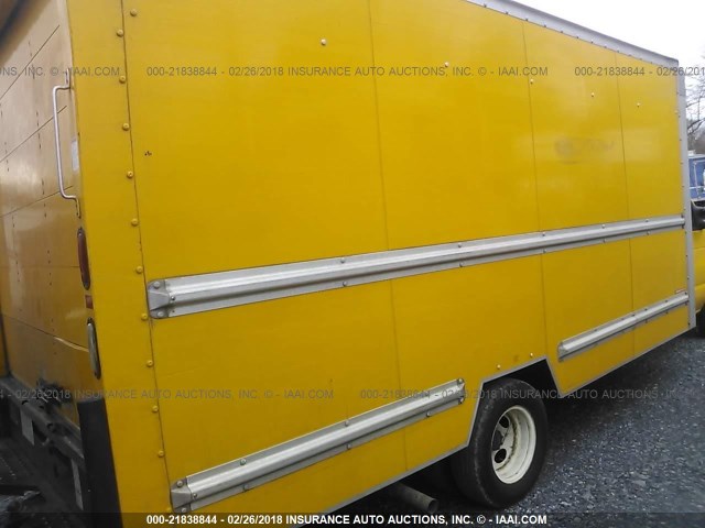 1FDWE3FS1CDA83503 - 2012 FORD ECONOLINE E350 SUPER DUTY CTWAY VAN YELLOW photo 4