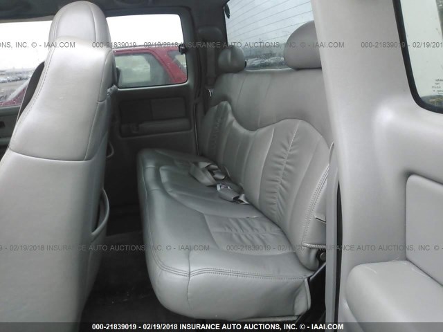 2GCEK19TX11132790 - 2001 CHEVROLET SILVERADO K1500 WHITE photo 8