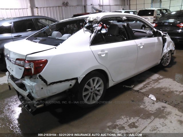 4T1BF1FK7CU598120 - 2012 TOYOTA CAMRY SE/LE/XLE 白色 照片 4