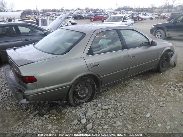 4T1BG22K5WU268229 - 1998 TOYOTA CAMRY CE/LE/XLE 米色 照片 4