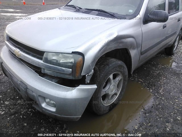 1GNET16S856199662 - 2005 CHEVROLET TRAILBLAZER EXT LS/EXT LT SILVER photo 6