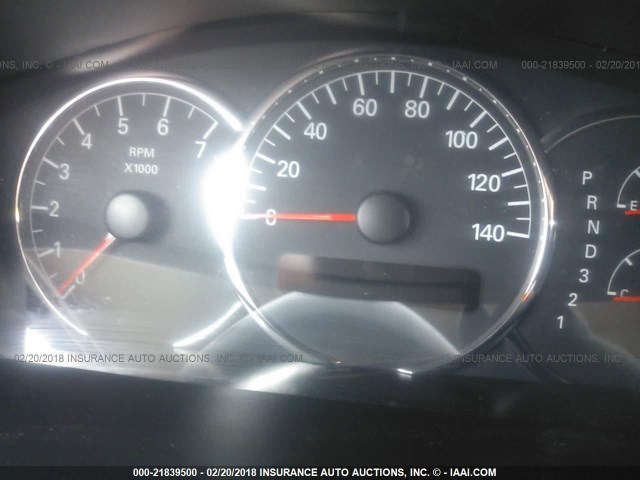 2G4WE587471200447 - 2007 BUICK LACROSSE CXS WHITE photo 7