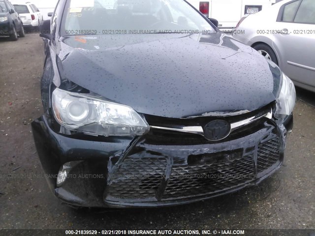 4T1BF1FK9GU189526 - 2016 TOYOTA CAMRY LE/XLE/SE/XSE BLUE photo 6