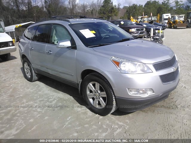 1GNLRFED2AS144650 - 2010 CHEVROLET TRAVERSE LT SILVER photo 1