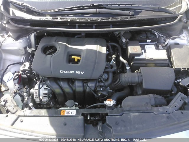 3KPFL4A73HE158114 - 2017 KIA FORTE LX/S SILVER photo 10