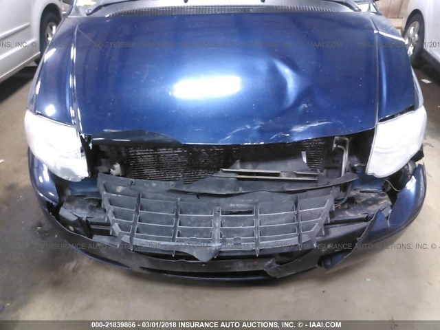 2A8GP54L56R775011 - 2006 CHRYSLER TOWN & COUNTRY TOURING BLUE photo 6