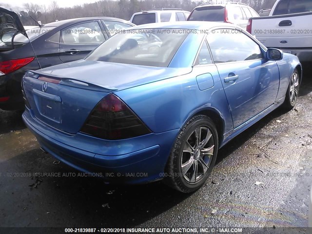 WDBKK49F92F257125 - 2002 MERCEDES-BENZ SLK 230 KOMPRESSOR BLUE photo 4