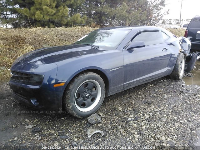 2G1FA1ED1B9105317 - 2011 CHEVROLET CAMARO LS BLUE photo 2