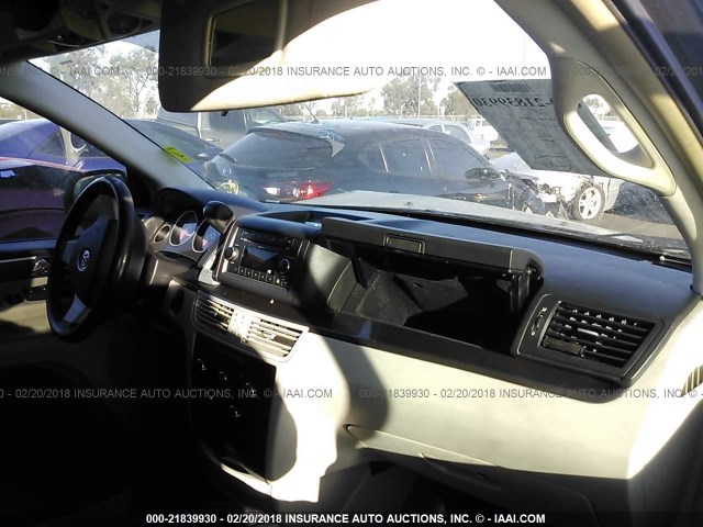 2V4RW4D18AR231273 - 2010 VOLKSWAGEN ROUTAN S GRAY photo 5