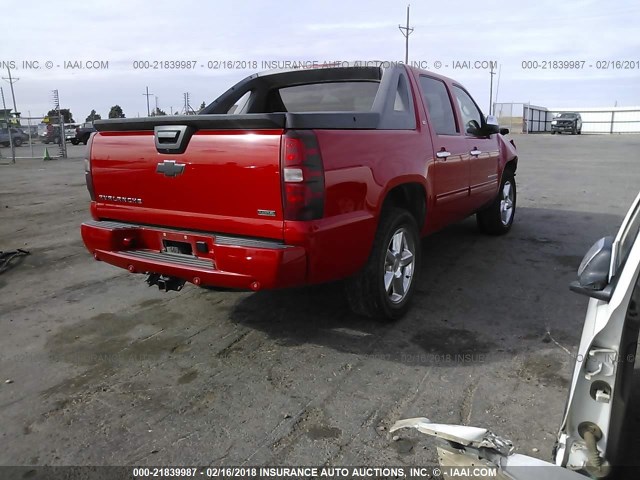 3GNMCFE00CG101762 - 2012 CHEVROLET AVALANCHE LT RED photo 4