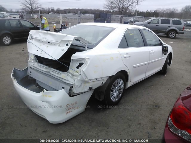 4T4BF1FK9DR320004 - 2013 TOYOTA CAMRY L/SE/LE/XLE WHITE photo 4