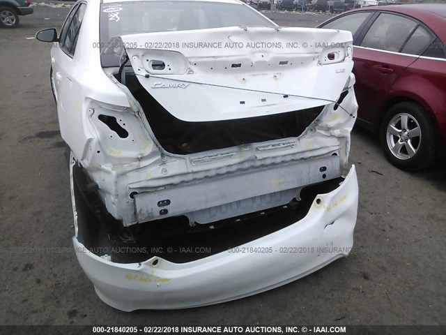 4T4BF1FK9DR320004 - 2013 TOYOTA CAMRY L/SE/LE/XLE WHITE photo 6