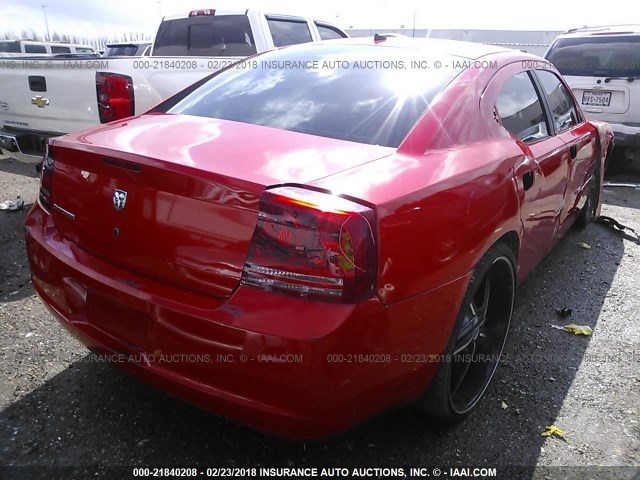 2B3KA43G38H196594 - 2008 DODGE CHARGER RED photo 4