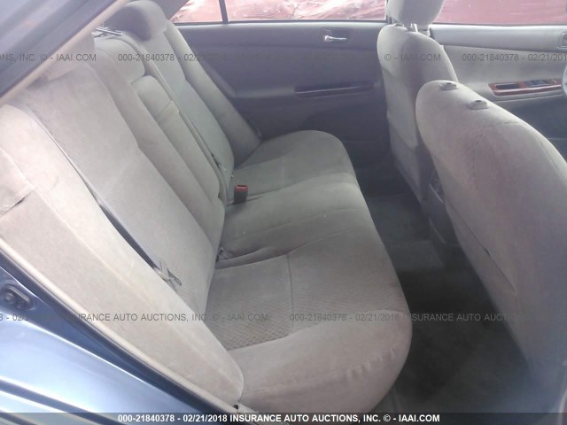 4T1BE32K03U778902 - 2003 TOYOTA CAMRY LE/XLE/SE ღია ლურჯი ფოტო 8