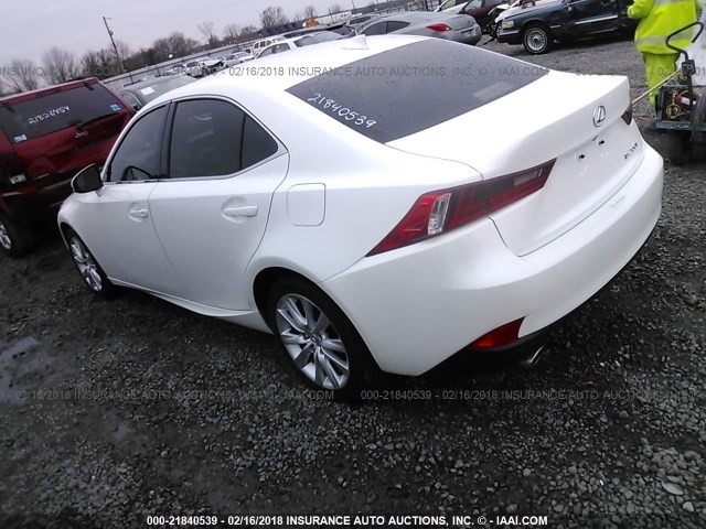 JTHBA1D21G5027677 - 2016 LEXUS IS 200T WHITE photo 3