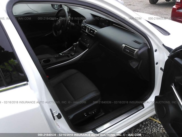 JTHBA1D21G5027677 - 2016 LEXUS IS 200T WHITE photo 5