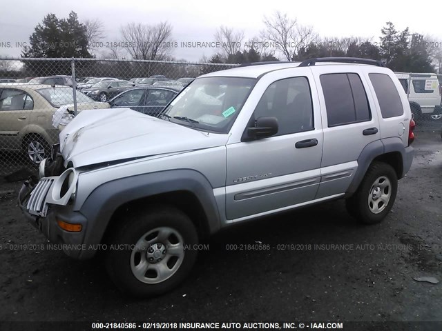 1J4GL48K22W124770 - 2002 JEEP LIBERTY SPORT SILVER photo 2