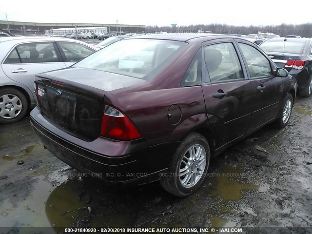 1FAFP34N07W252261 - 2007 FORD FOCUS ZX4/S/SE/SES 红色 照片 4