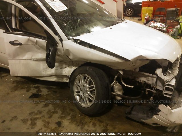 1FAFP34N97W293326 - 2007 FORD FOCUS ZX4/S/SE/SES 白色 照片 6