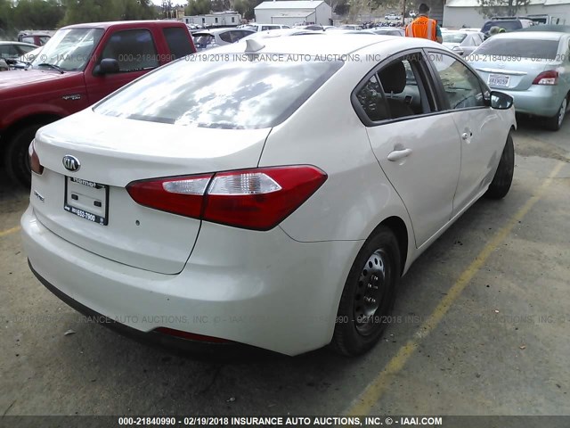 KNAFK4A63F5333851 - 2015 KIA FORTE LX TAN photo 4