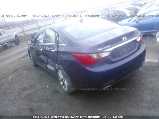 5NPEC4AC8BH086547 - 2011 HYUNDAI SONATA SE/LIMITED BLUE photo 3