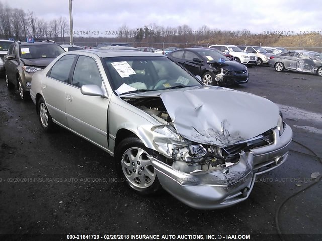 JT2BF28K7Y0251661 - 2000 TOYOTA CAMRY LE/XLE SILVER photo 1