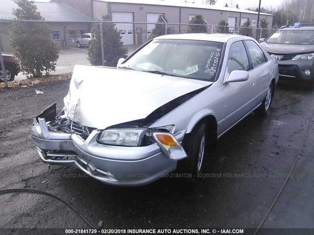 JT2BF28K7Y0251661 - 2000 TOYOTA CAMRY LE/XLE SILVER photo 2