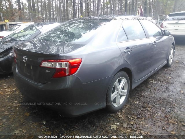 4T1BF1FK6EU742033 - 2014 TOYOTA CAMRY L/SE/LE/XLE 灰色 照片 4