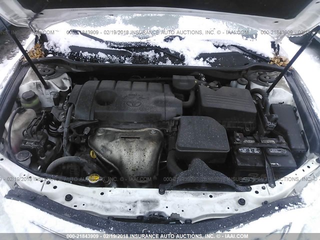 4T4BF3EK5BR175599 - 2011 TOYOTA CAMRY SE/LE/XLE WHITE photo 10