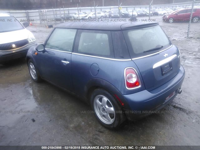 WMWSU3C57BTX97240 - 2011 MINI COOPER Dark Blue photo 3