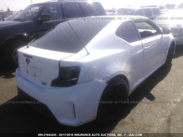 JTKJF5C72GJ019607 - 2016 TOYOTA SCION TC 白色 照片 4