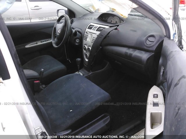 JTDBT903384007396 - 2008 TOYOTA YARIS თეთრი ფოტო 5