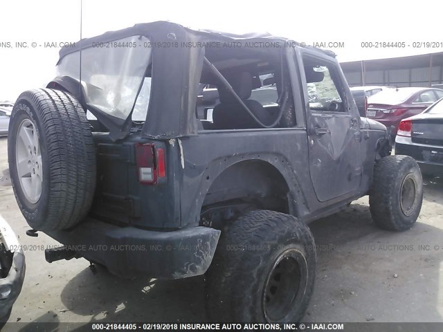 1C4AJWAG7GL211530 - 2016 JEEP WRANGLER SPORT GRAY photo 4